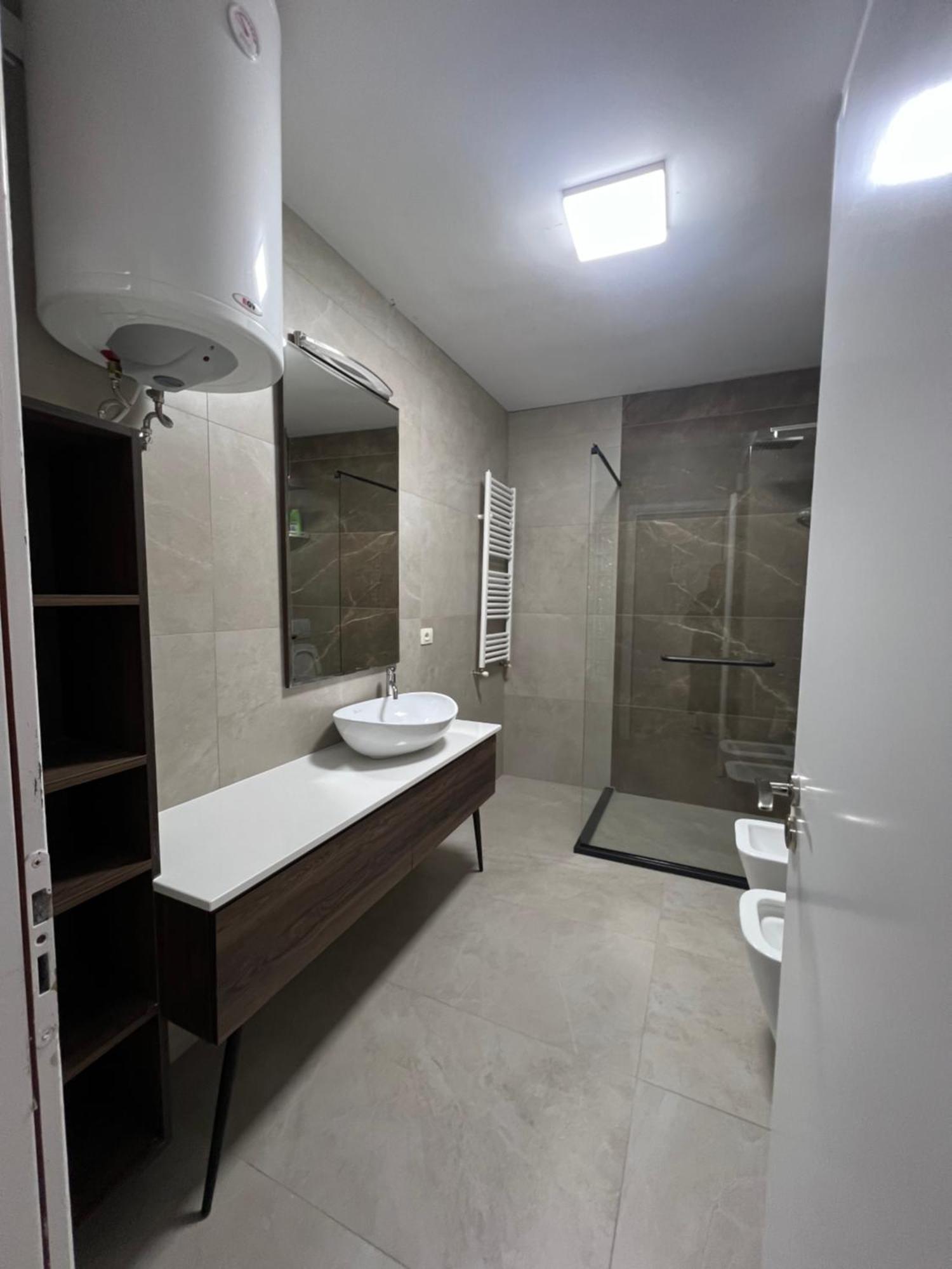 Erlaiden Apartment Shkodër Exterior foto
